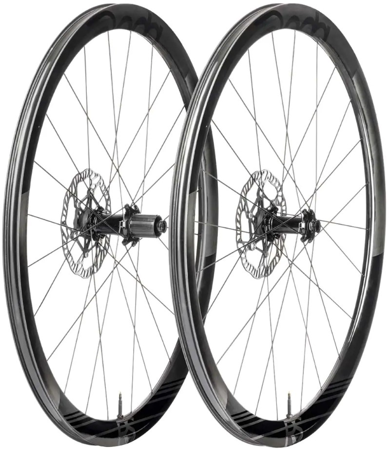 Комплект колес 28" Deda Elementi RS4DB Disc Brake Shimano (черный ось 12 мм передний и задний (пара))
Комплект колес 28" Deda Elementi RS4DB Disc Brake Shimano (черный ось 12 мм передний и задний (пара))