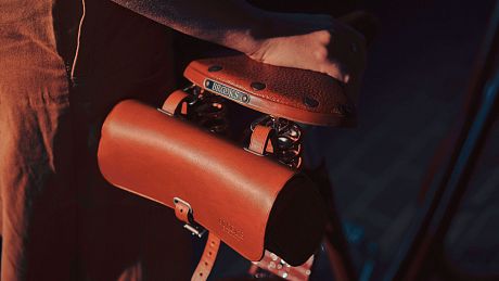 Фото Подседельная сумка Brooks Challenge Bag 1,5L. Купить Подседельная сумка Brooks Challenge Bag 1,5L  в Санкт-Петербурге, доставка по России