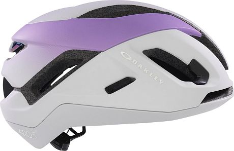 Фото Шлем Oakley ARO5 Race. Купить Шлем Oakley ARO5 Race  в Санкт-Петербурге, доставка по России