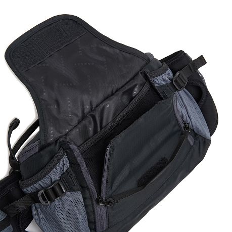 Фото Сумка поясная Oakley Seeker Traverse RC Hip Pack. Купить Сумка поясная Oakley Seeker Traverse RC Hip Pack  в Санкт-Петербурге, доставка по России
