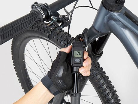 Фото Компактный насос Topeak MOUNTAIN 2Stage с цифровым манометром. Купить Компактный насос Topeak MOUNTAIN 2Stage с цифровым манометром  в Санкт-Петербурге, доставка по России