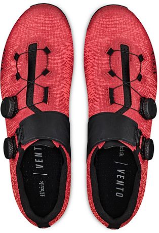 Фото Велотуфли Fizik Vento Infinito Knit Carbon 2. Купить Велотуфли Fizik Vento Infinito Knit Carbon 2  в Санкт-Петербурге, доставка по России