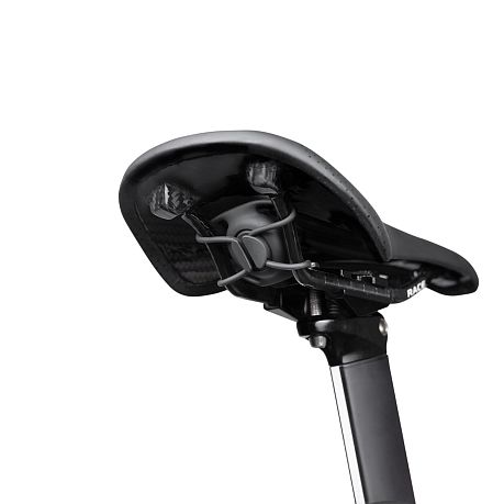 Фото Держатель для смарт трекера Bone AirTag Bike Strap с креплением под седло за релинги. Купить Держатель для смарт трекера Bone AirTag Bike Strap с креплением под седло за релинги  в Санкт-Петербурге, доставка по России