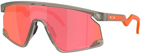 Фото Очки солнцезащитные Oakley BXTR Matte Grey Ink/Prizm Trail Torch. Купить Очки солнцезащитные Oakley BXTR Matte Grey Ink/Prizm Trail Torch  в Санкт-Петербурге, доставка по России