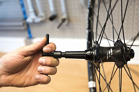 Фото Инструмент для извлечения колпачков втулок Unior 1758/4. Купить Инструмент для извлечения колпачков втулок Unior 1758/4  в Санкт-Петербурге, доставка по России