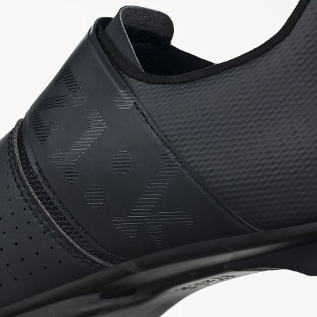 Фото Велотуфли Fizik Vento Infinito Carbon 2. Купить Велотуфли Fizik Vento Infinito Carbon 2  в Санкт-Петербурге, доставка по России
