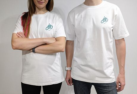 Фото Футболка фирменная Birota. Купить Футболка фирменная Birota  в Санкт-Петербурге, доставка по России